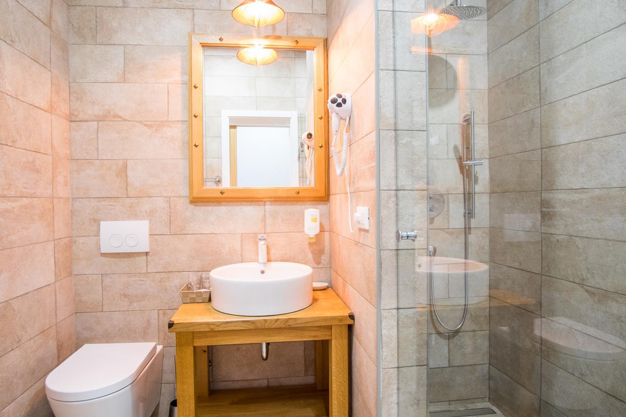 Bed and Breakfast Luksuzne Sobe Luce Врбник Экстерьер фото