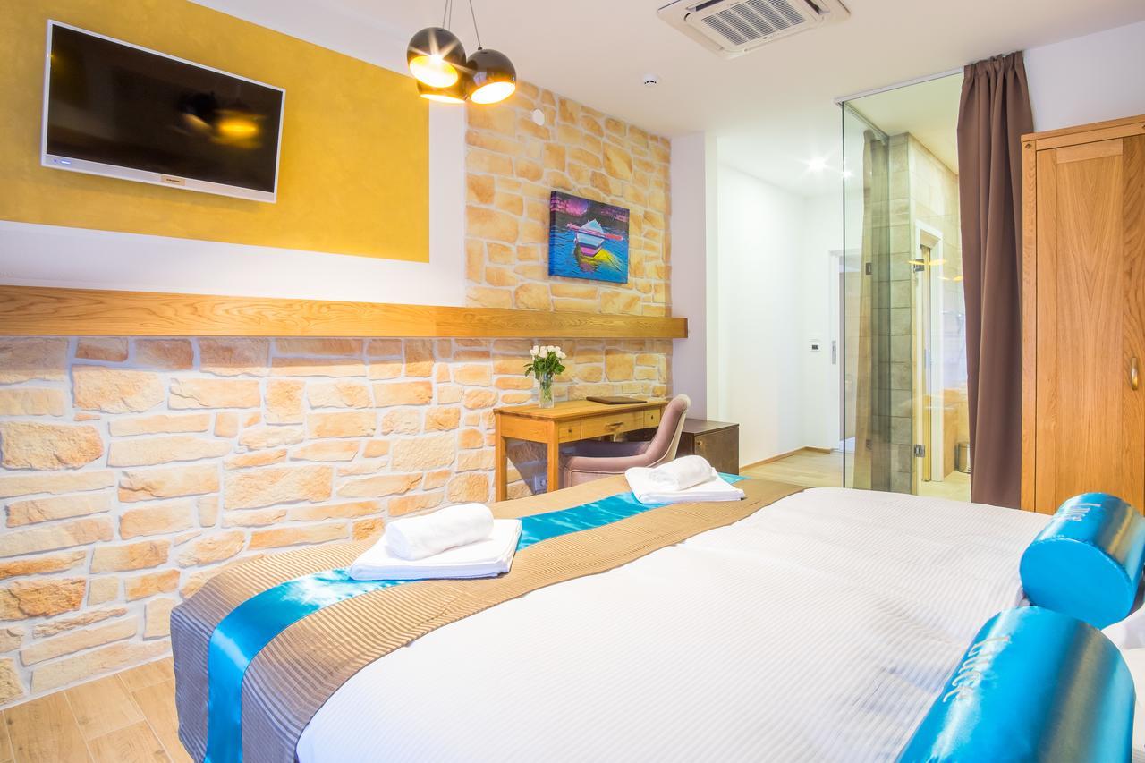 Bed and Breakfast Luksuzne Sobe Luce Врбник Экстерьер фото
