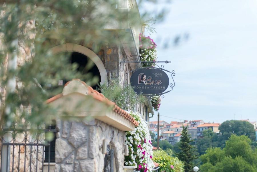 Bed and Breakfast Luksuzne Sobe Luce Врбник Экстерьер фото